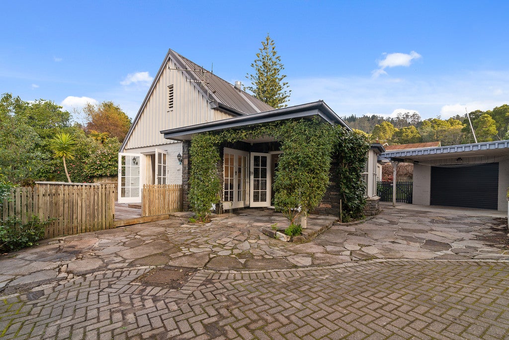 11B William Place, Lynmore, Rotorua - Carousel 1