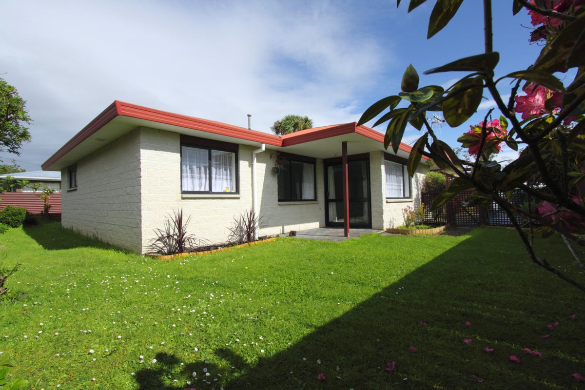 155A Cook Street, West End, Palmerston North - Carousel 2