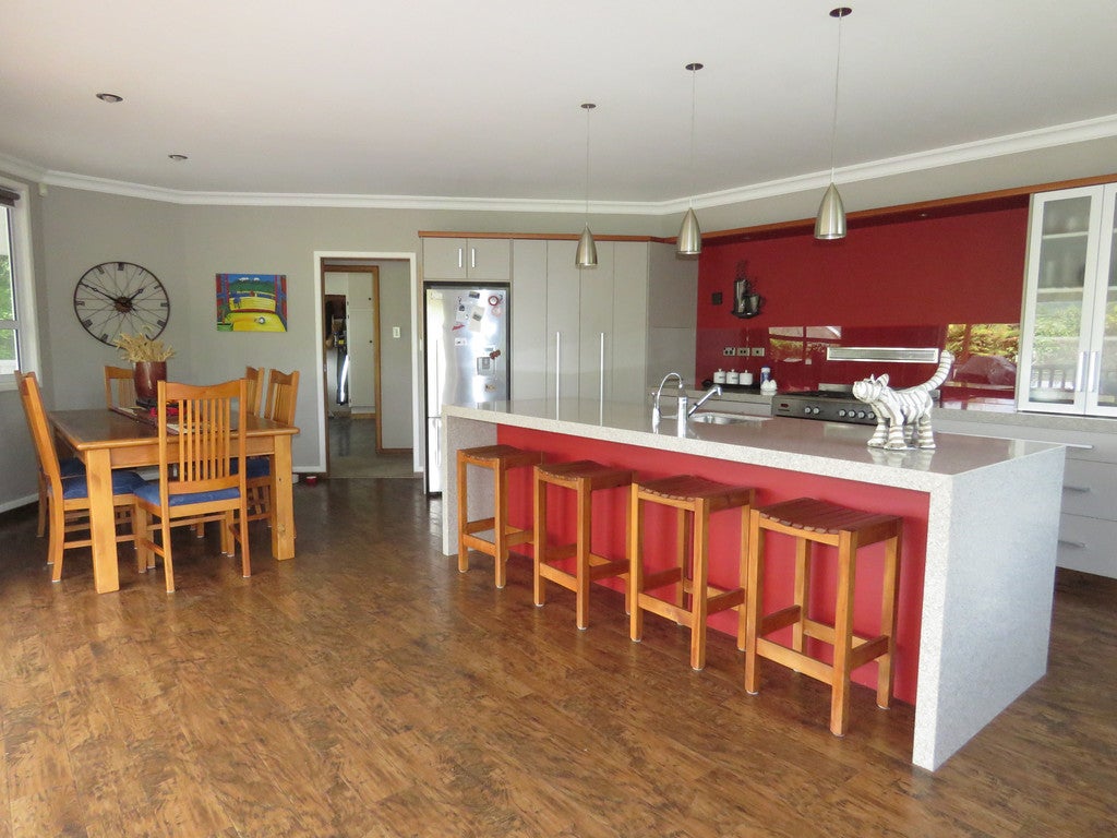 1071 State Highway 4, Manunui, Taumarunui - Carousel 2