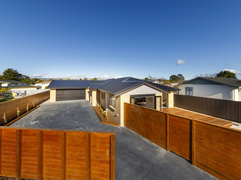 16 Douglas Street, West End, Palmerston North - Carousel 18