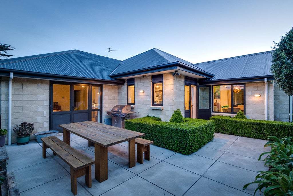 257A Estuary Road, South New Brighton, Christchurch - Carousel 1