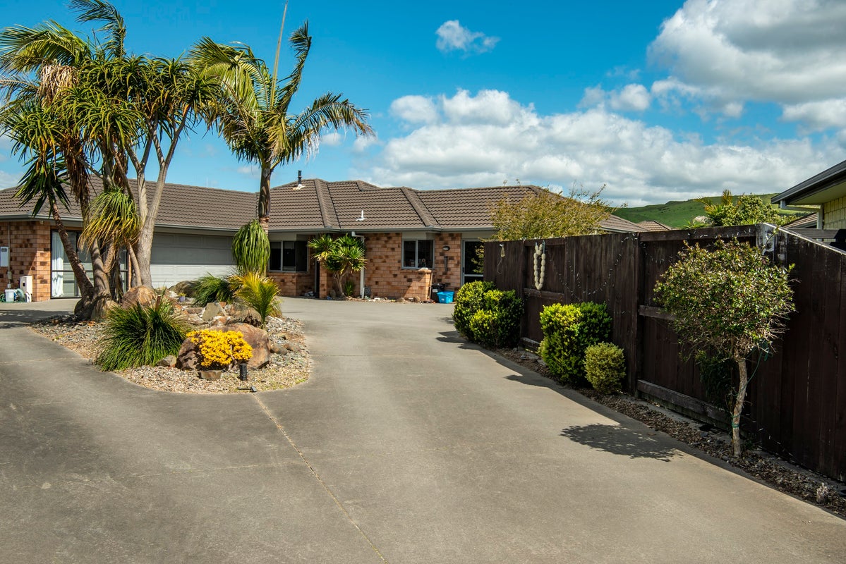 5 Koro Mews, Papamoa Beach, Papamoa - Carousel 2