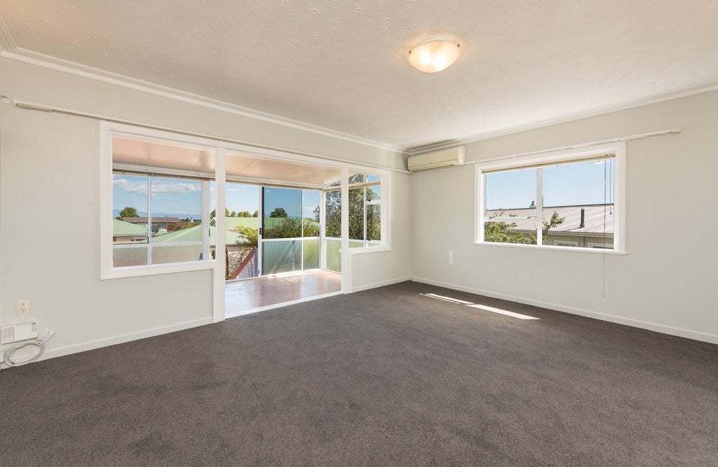 12 Kipling Crescent, Stoke, Nelson - Carousel 2