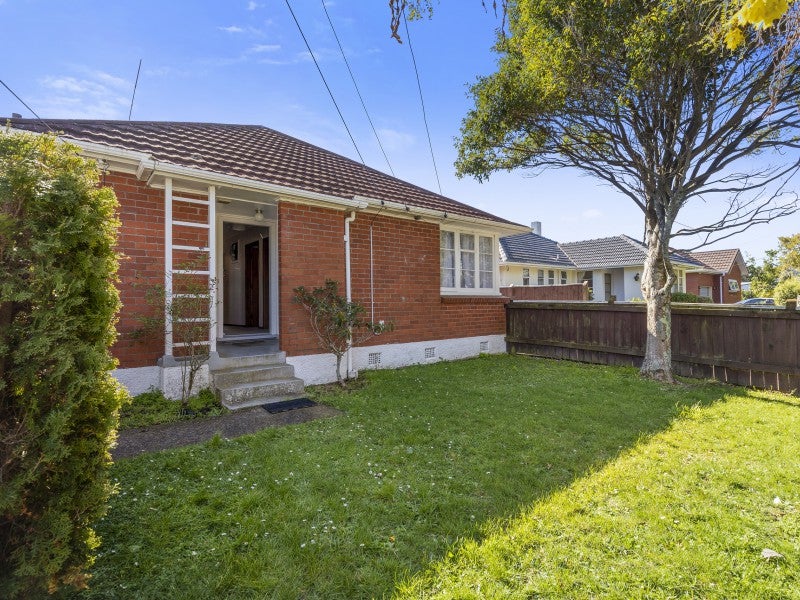 2/28 Godley Street, Waterloo, Lower Hutt - Carousel 9