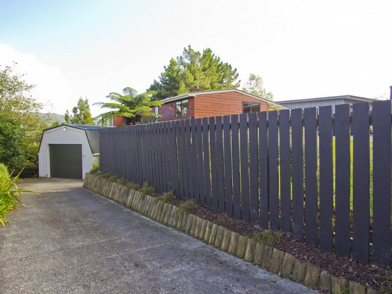 30 Robson Street, Stokes Valley, Lower Hutt - Carousel 17