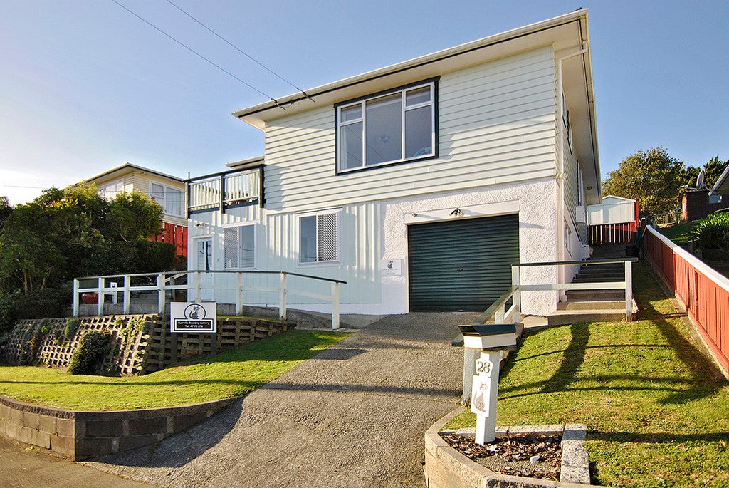 28 Turville Crescent, Newlands, Wellington - Carousel 1