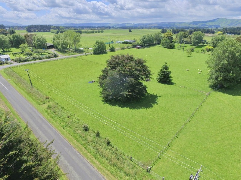 1 Weld Street, Linton, Palmerston North - Carousel 1