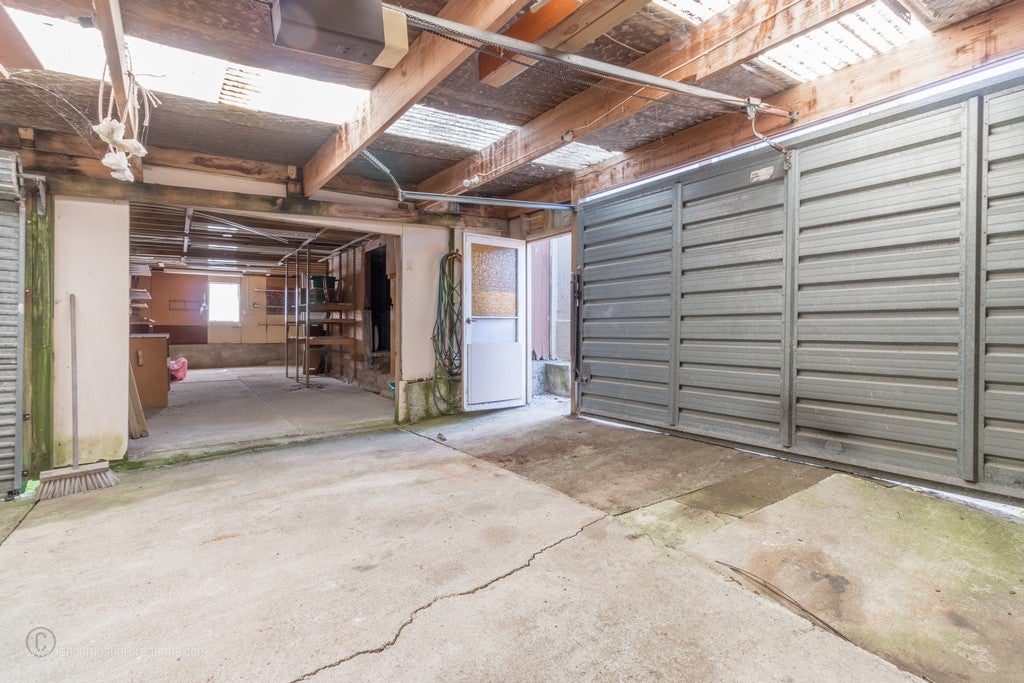 23 Tremewan Street, Tawa, Wellington - Carousel 23