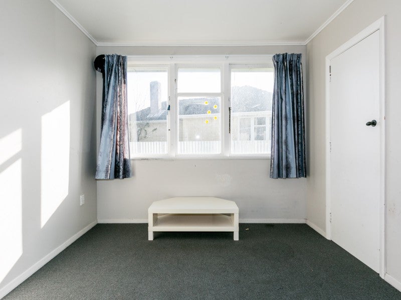 509 Lowe Street, Camberley, Hastings - Carousel 6