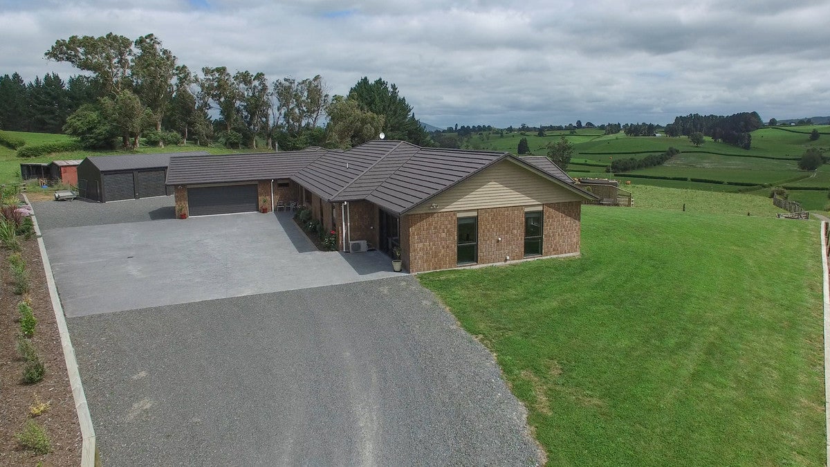 109 Anderson Road, Ngahinapouri, Te Awamutu - Carousel 1