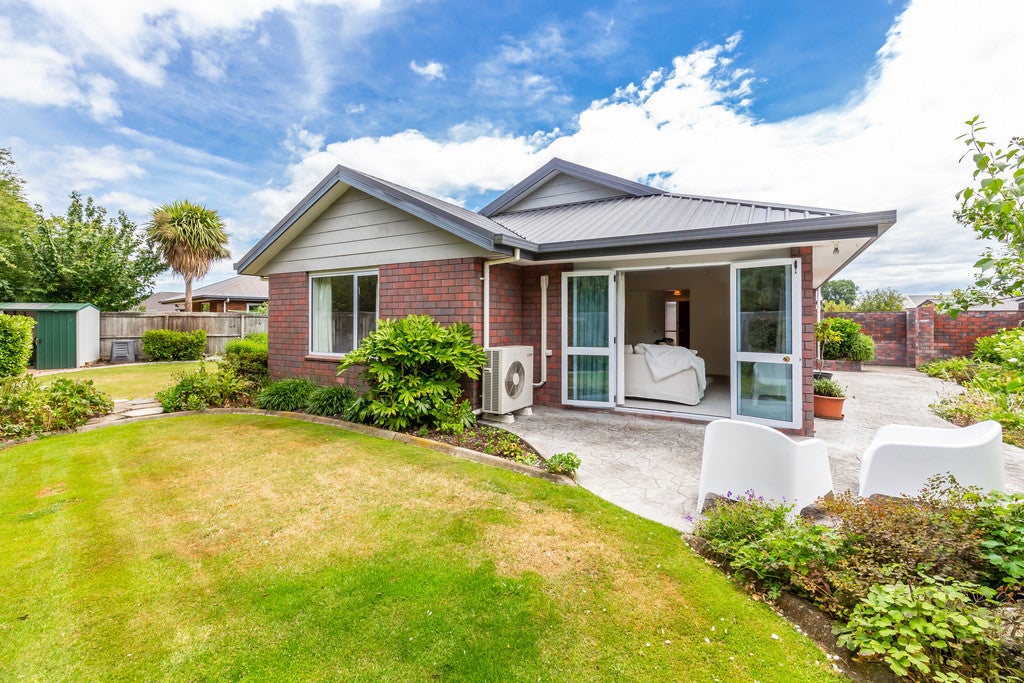 43 Shenley Drive, Belfast, Christchurch - Carousel 1