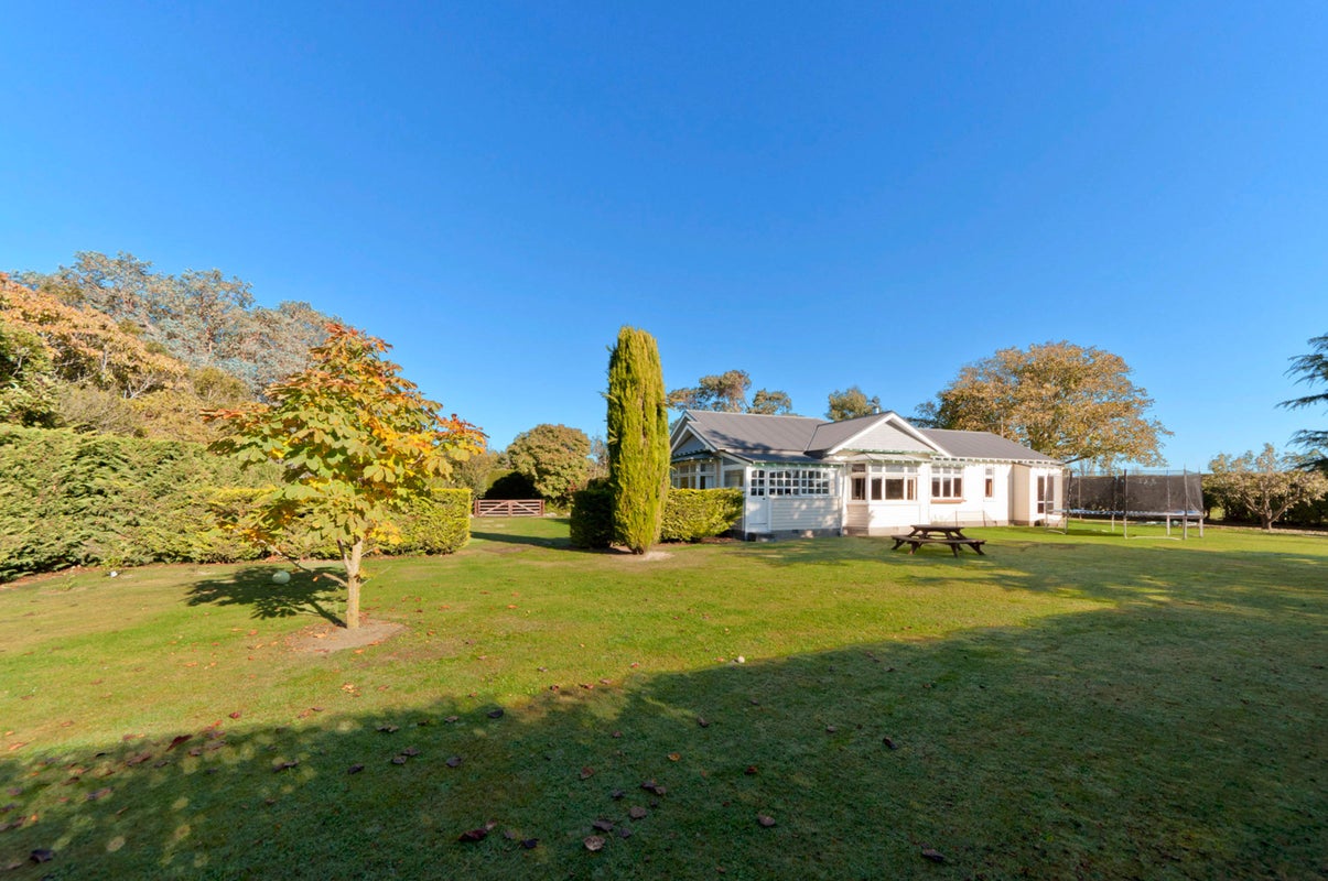 358 Maddisons Road, Christchurch - Carousel 1