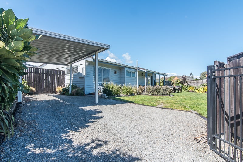 82 Field Way, Waikanae Beach, Waikanae - Carousel 19