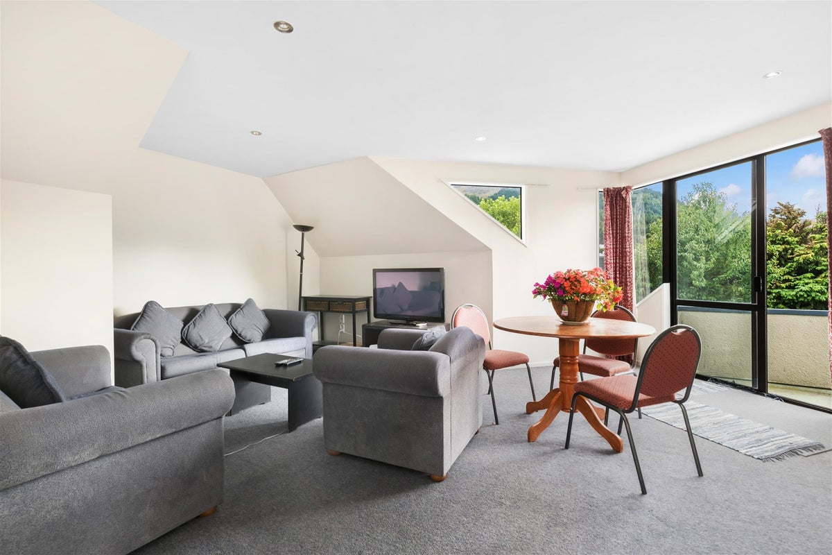 155F Fernhill Road, Fernhill, Queenstown - Carousel 1