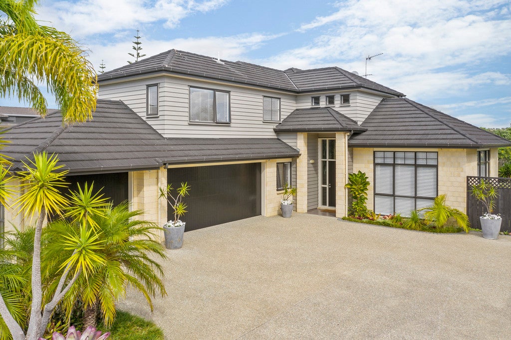 99 Pine Harbour Parade, Beachlands, Auckland - Carousel 1