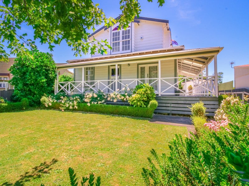 1 Benefield Street, Whanganui East, Whanganui - Carousel 1