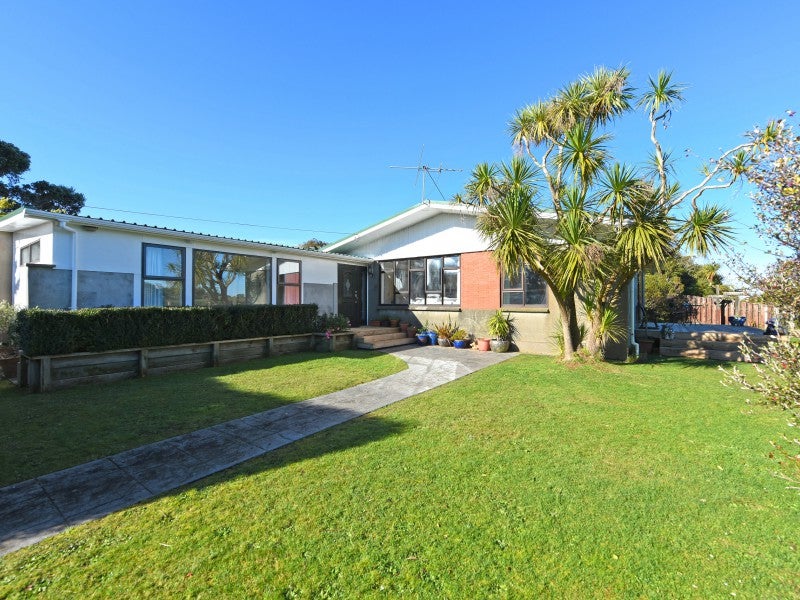 22 Wilson Grove, Normandale, Lower Hutt - Carousel 1