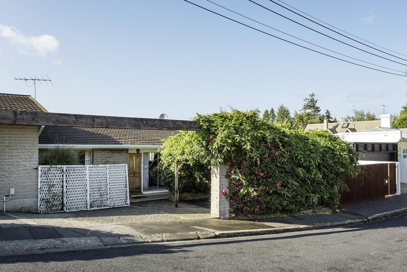 4/2 Brent Street, Maori Hill, Dunedin - Carousel 13