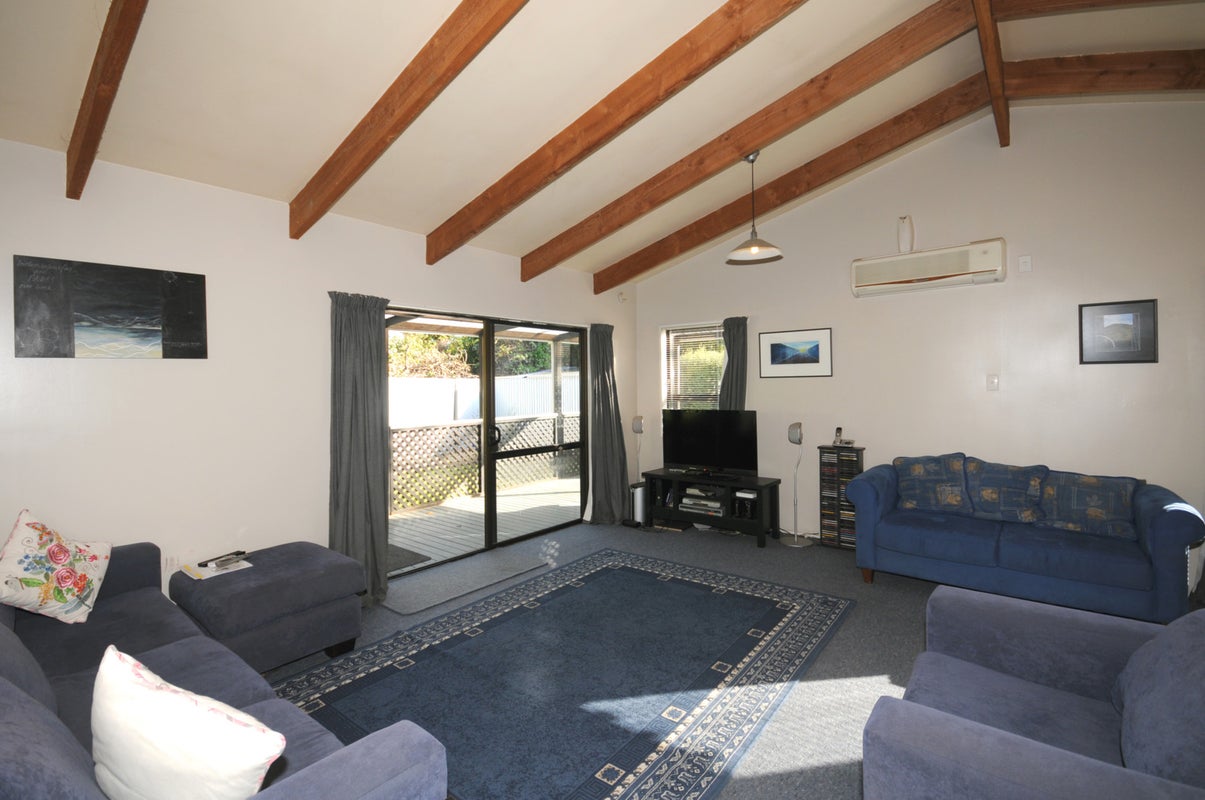 1/6 Frankleigh Street, Somerfield, Christchurch - Carousel 2