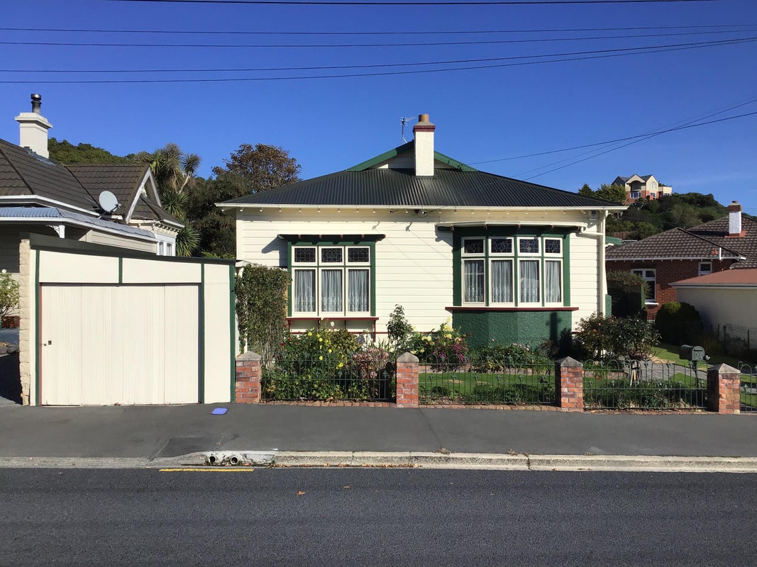24 Bayfield Road, Andersons Bay, Dunedin - Carousel 1
