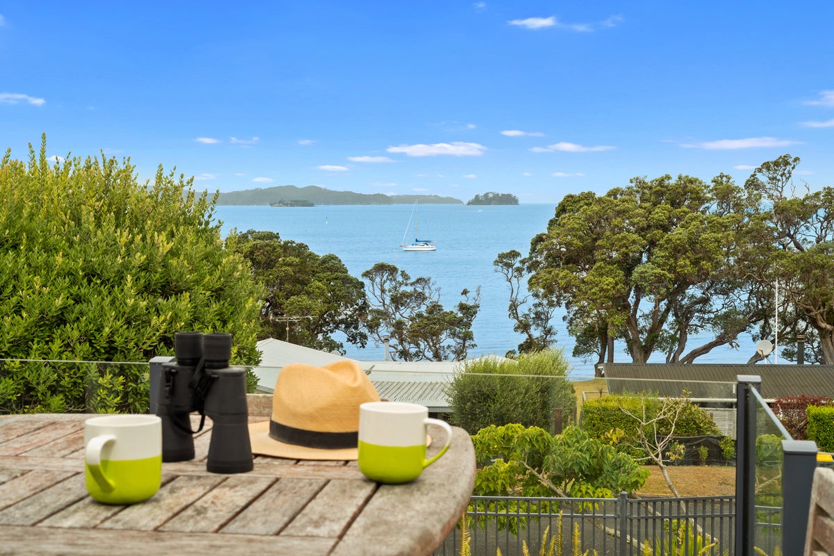 6 Buckleton Road, Tawharanui Peninsula, Matakana - Carousel 1