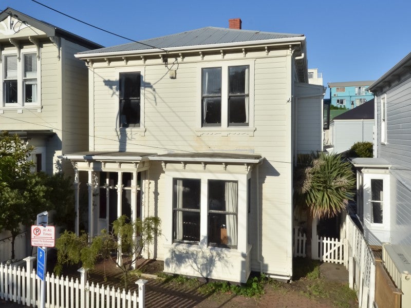 6 Hobson Street, Thorndon, Wellington - Carousel 1