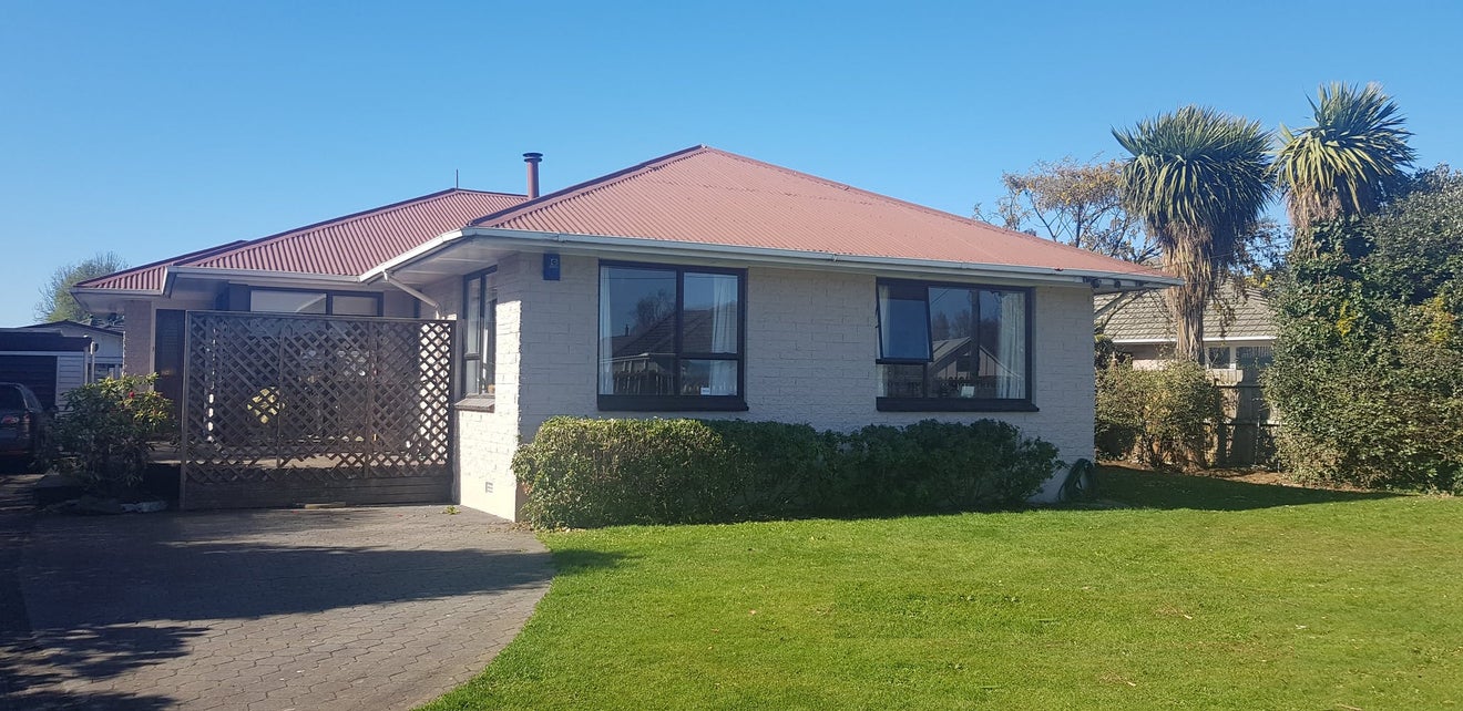 10 Emlyn Place, Avondale, Christchurch - Carousel 1