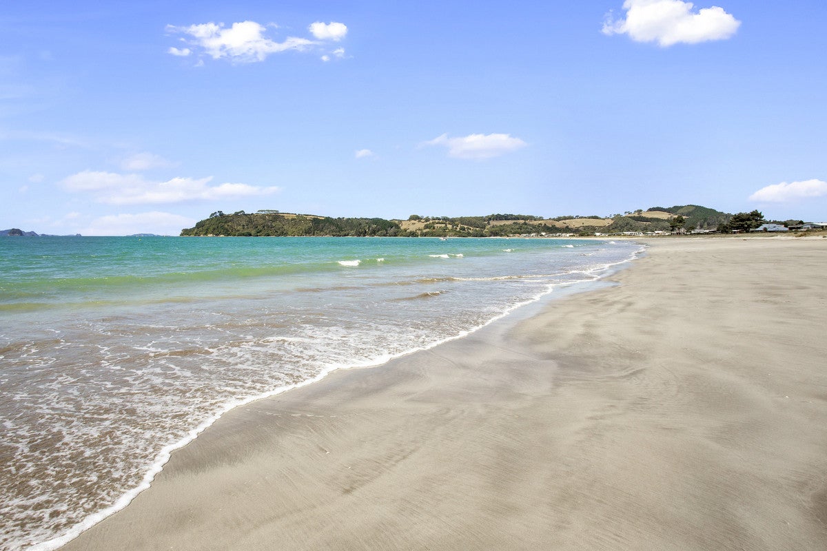 16 Banks Street, Cooks Beach - Carousel 2