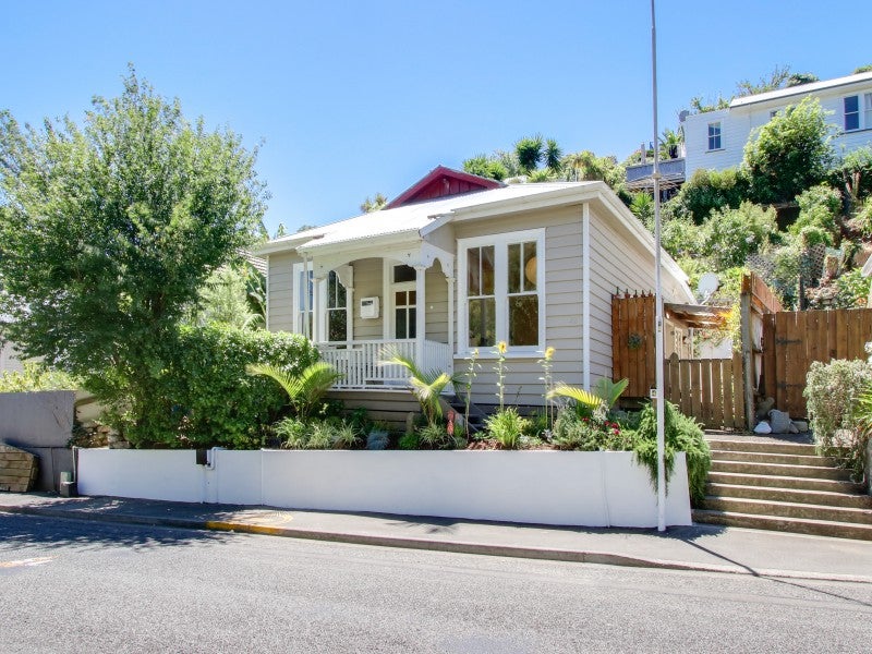48 Faraday Street, Hospital Hill, Napier - Carousel 1