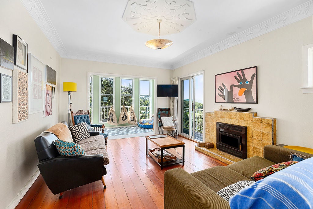 19 Farnham Street, Mornington, Wellington - Carousel 1