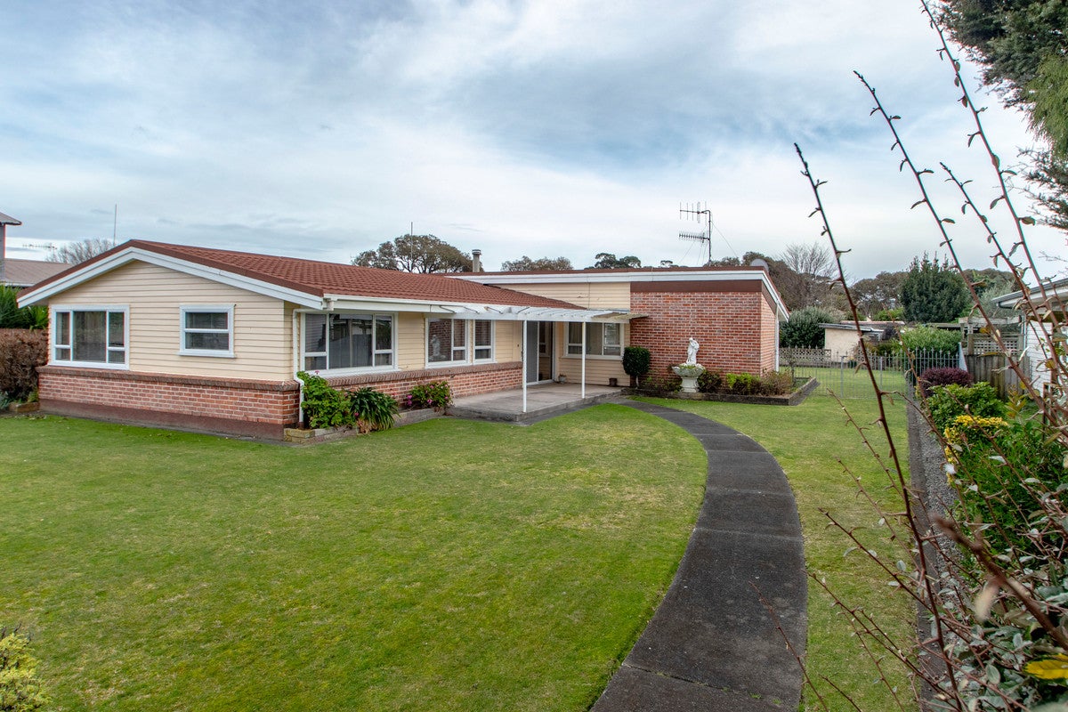 101 Latham Street, Marewa, Napier - Carousel 1