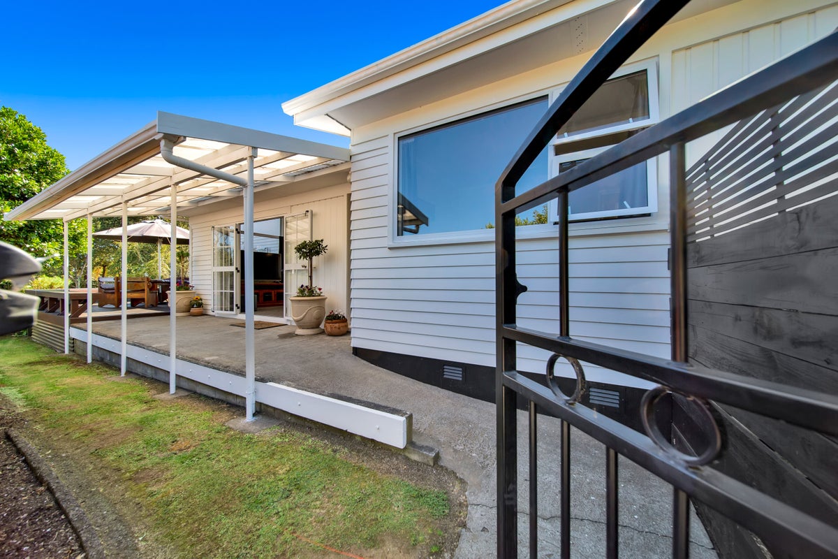 509 Devon Street West, Blagdon, New Plymouth - Carousel 2