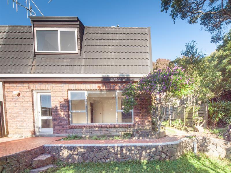 83 Churton Drive, Churton Park, Wellington - Carousel 2