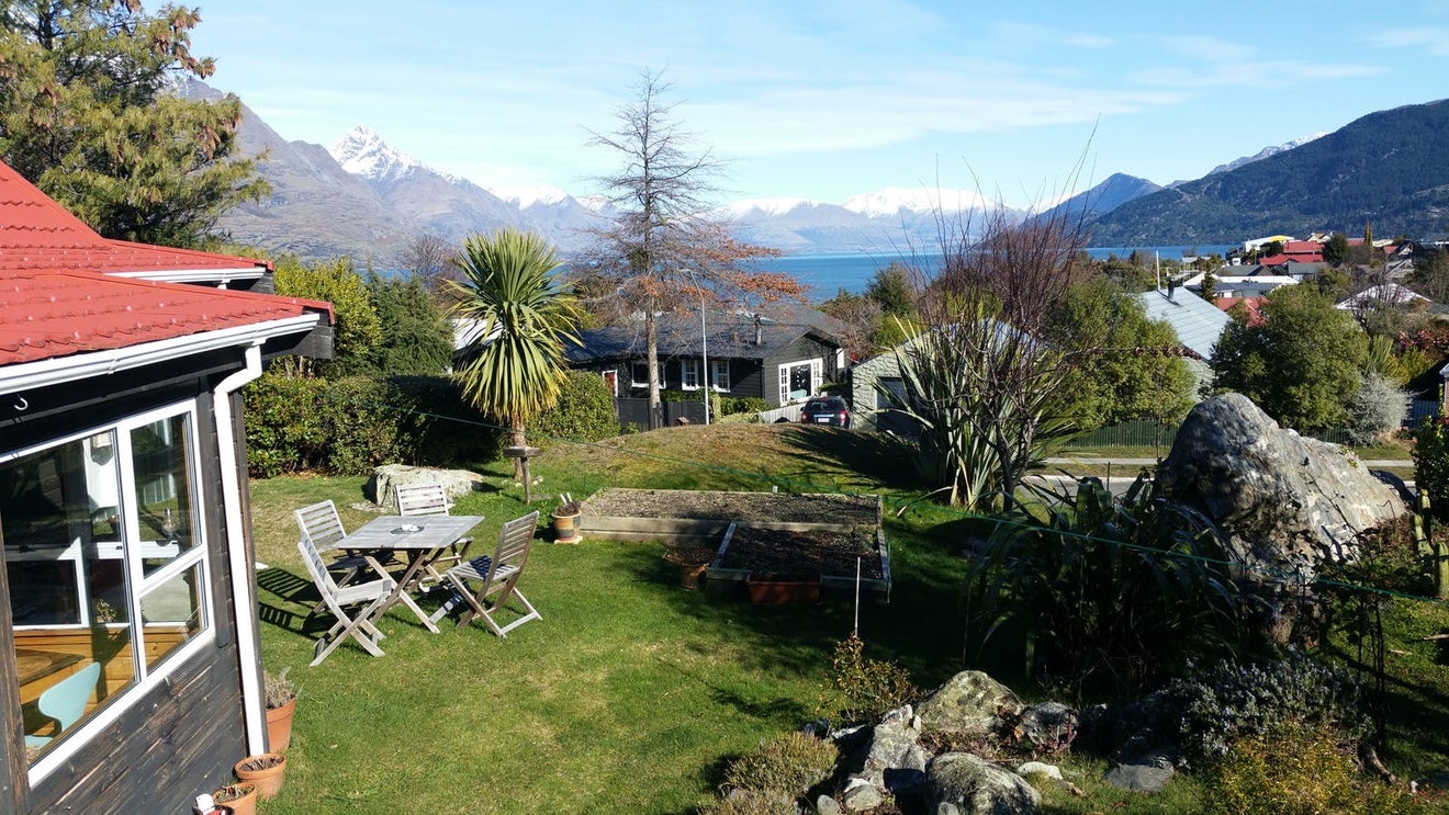 2 Cypress Court, Kelvin Heights, Queenstown - Carousel 1