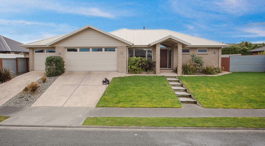 34 Hoffman Court, Waikiwi, Invercargill - Carousel 1
