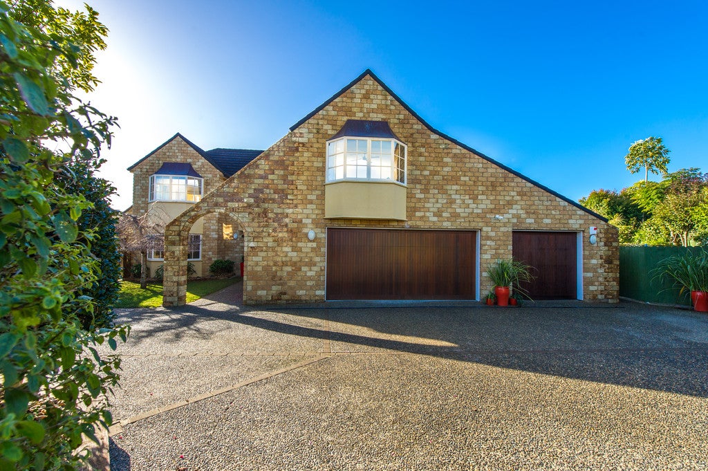 6 Burnaston Court, Dannemora, Auckland - Carousel 2