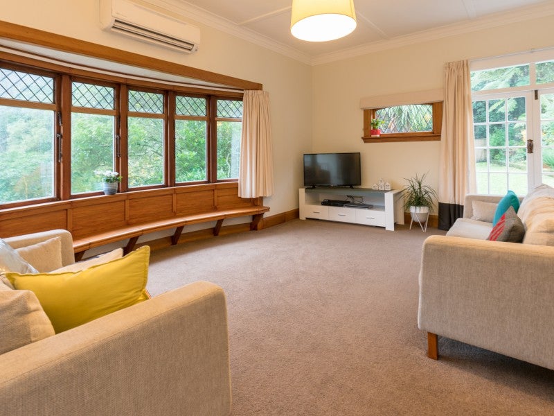 47 Oban Street, Wadestown, Wellington - Carousel 1