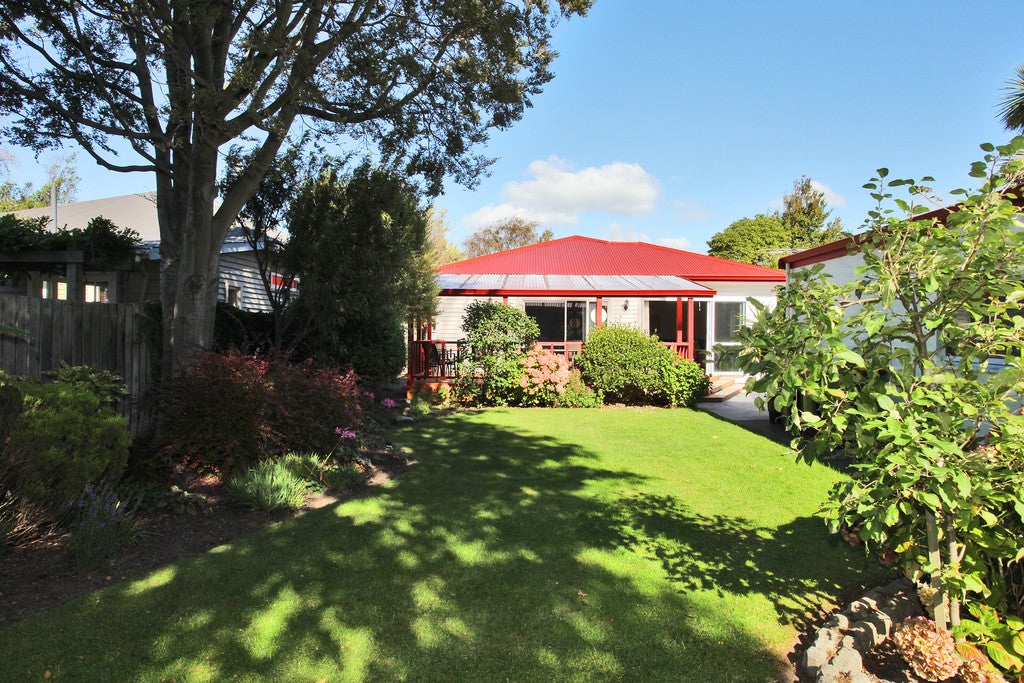 57 Malcolm Avenue, Beckenham, Christchurch - Carousel 1