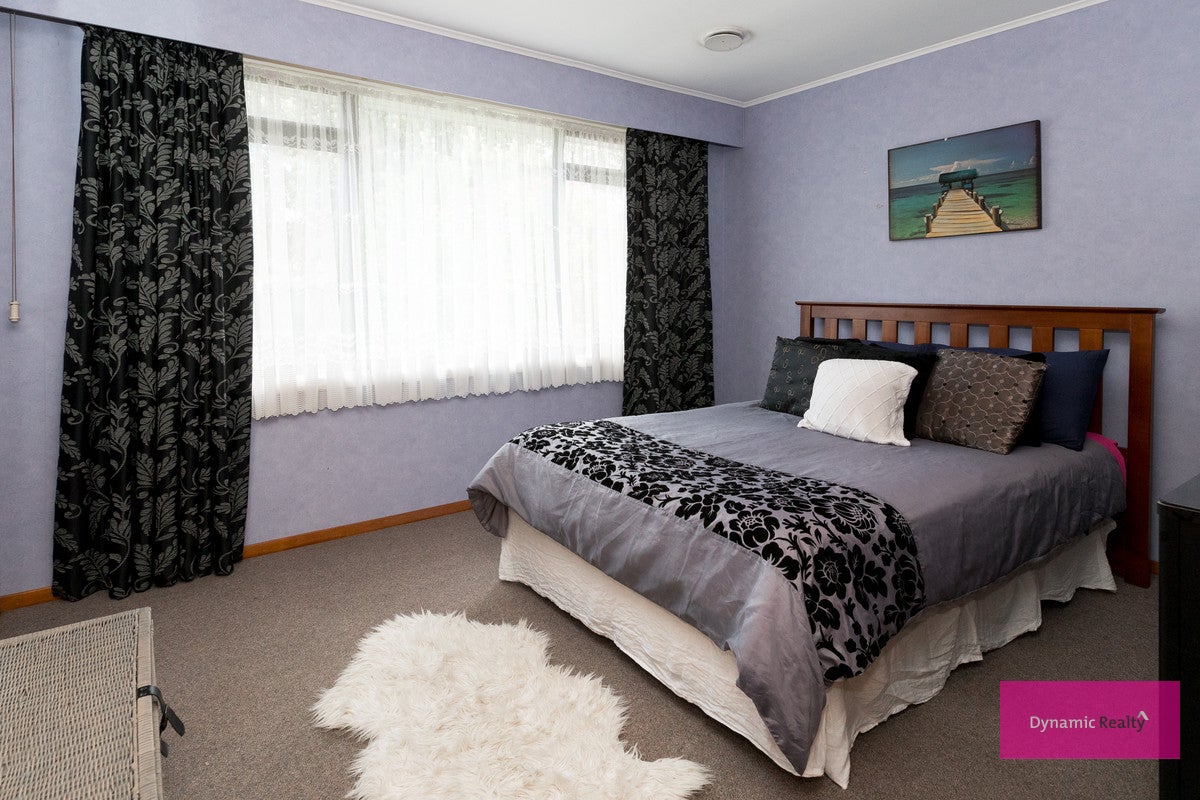 1 Lancaster Street, Highbury, Palmerston North - Carousel 15
