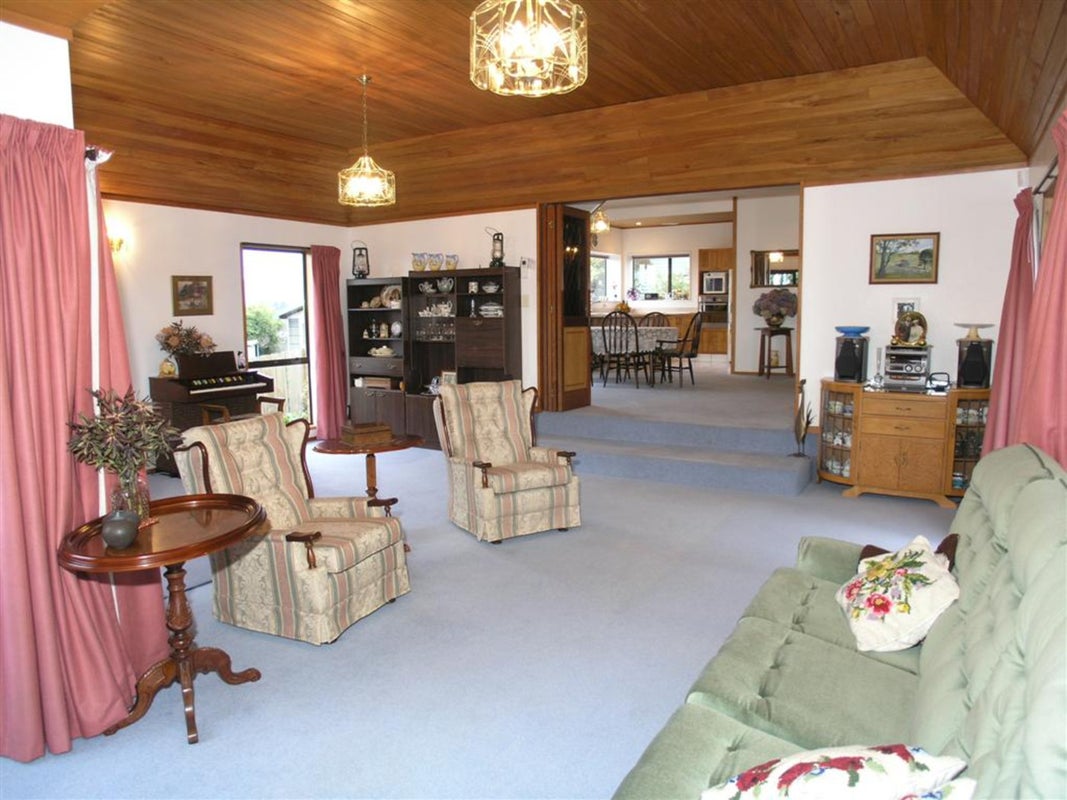 6A Clovelly Place, Westmorland, Christchurch - Carousel 20