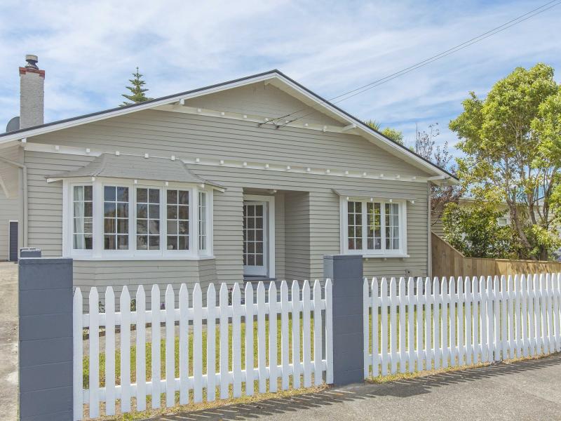 47 Bristol Square, Hutt Central, Lower Hutt - Carousel 1