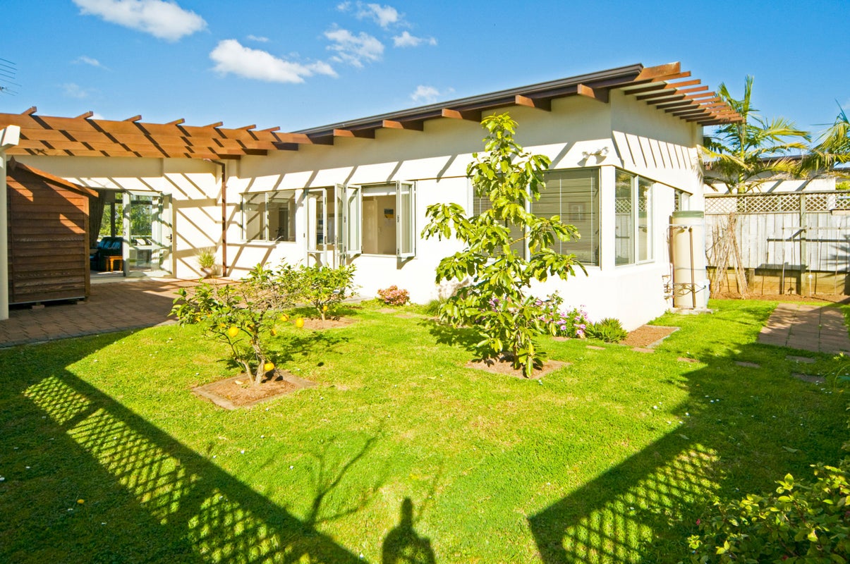 3/171 Riddell Road, Glendowie, Auckland - Carousel 1