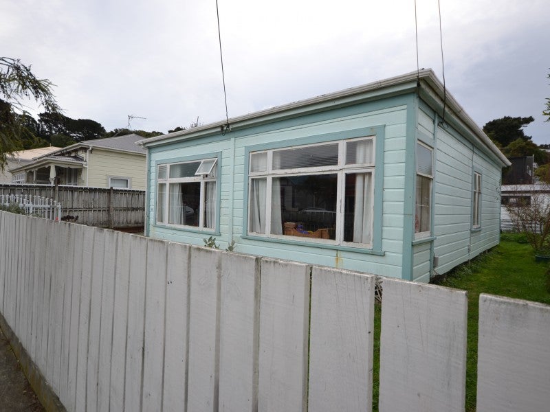 10 Palm Grove, Belmont, Lower Hutt - Carousel 11