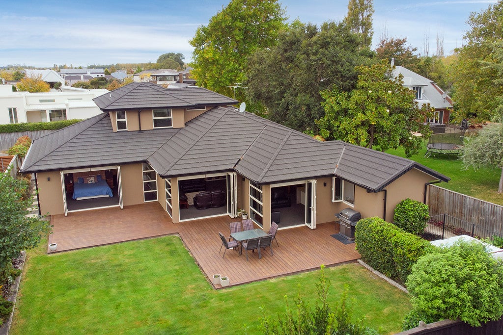 1 Rivers Edge, Northwood, Christchurch - Carousel 2