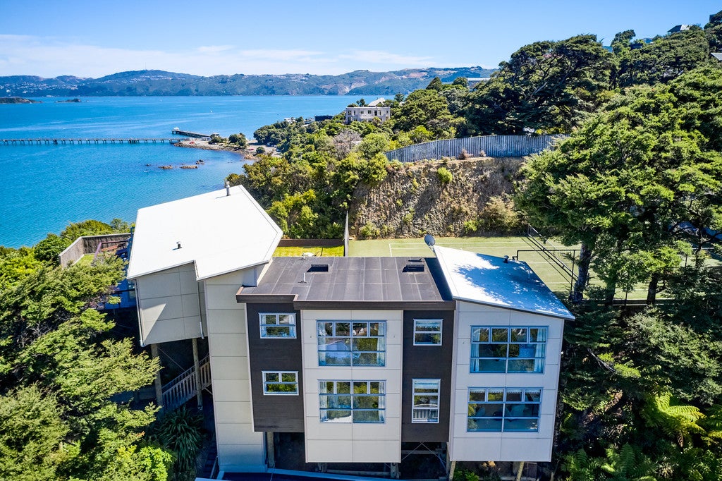 4 Wilmore Way, Lowry Bay, Lower Hutt - Carousel 22