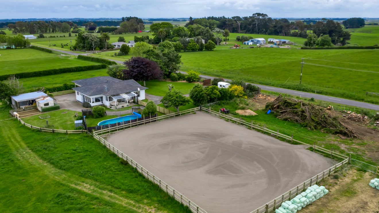 444 Fraser Road, Hawera - Carousel 2