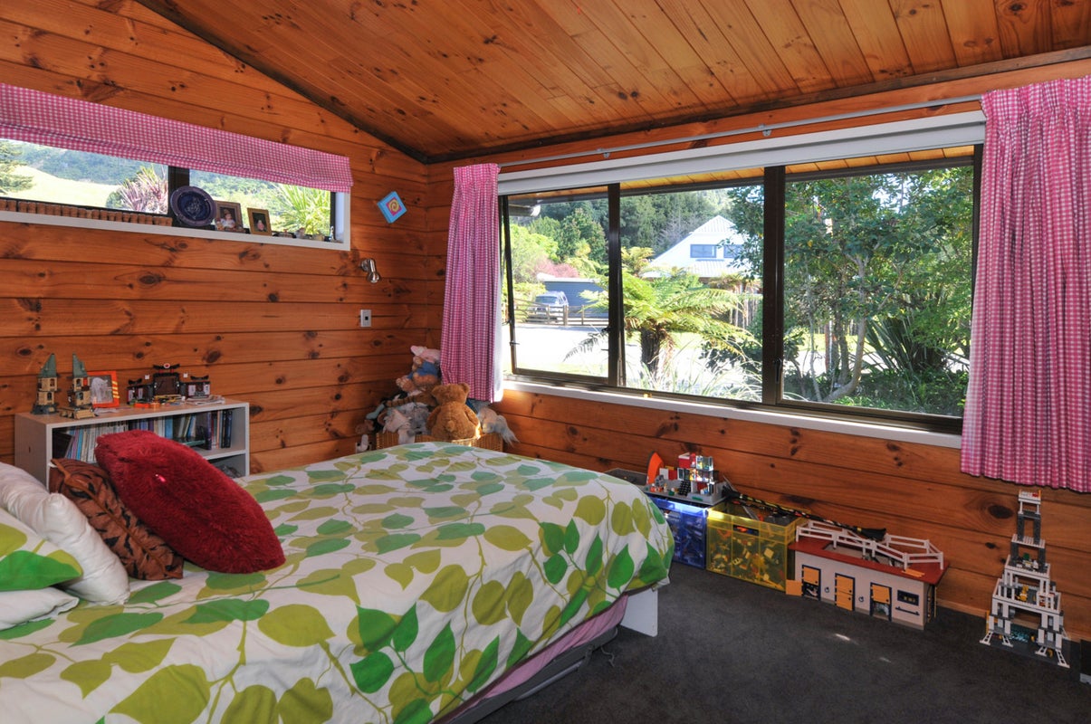 2 Benn Road, Rotorua - Carousel 26