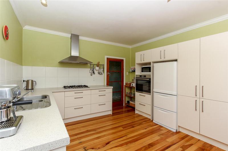 315 Carrington Street, Vogeltown, New Plymouth - Carousel 2