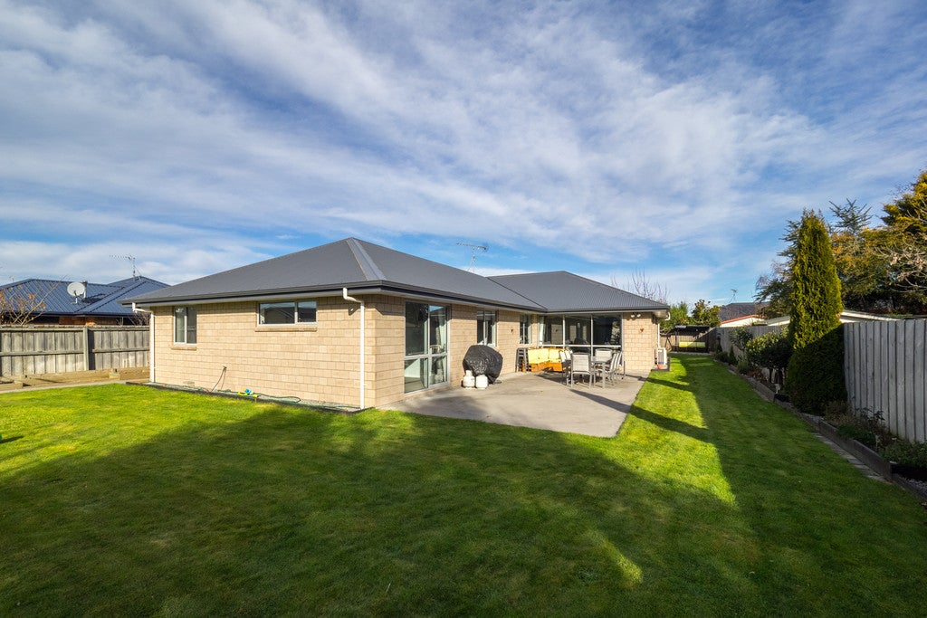 7 Orchard Grove, Netherby, Ashburton - Carousel 21