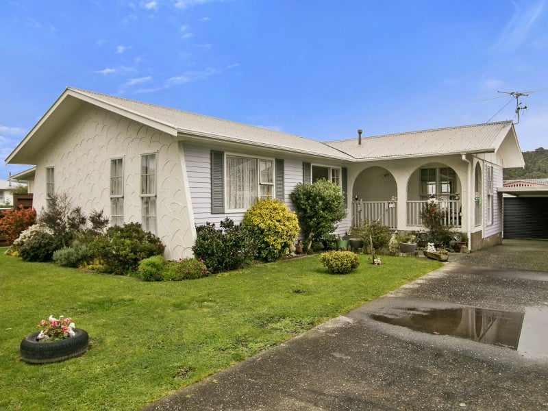 5 Belgrave Street, Wainuiomata, Lower Hutt - Carousel 1
